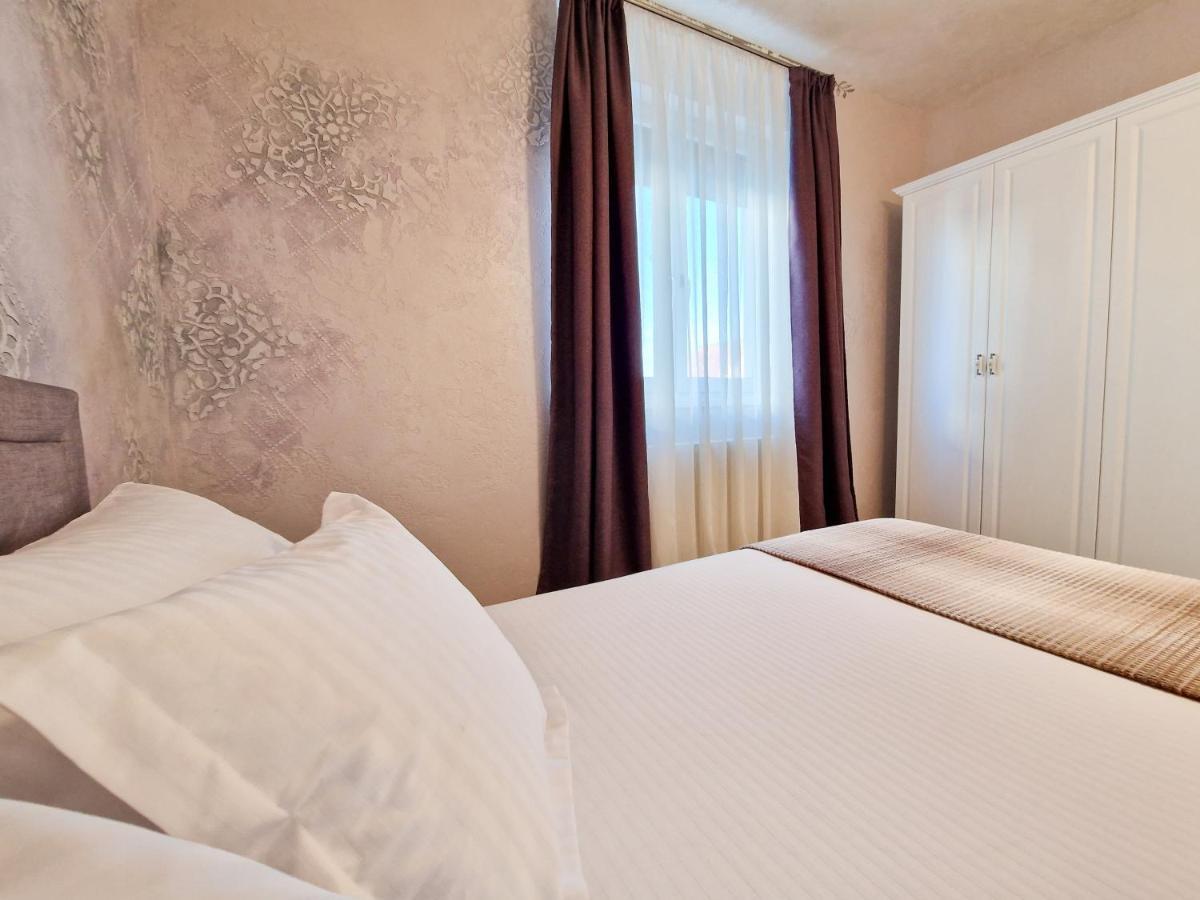 Mirvana Apartments Legacy Residence Temešvár Exteriér fotografie